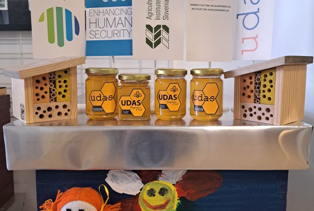 Отворен Центар за пчеларство за особе са инвалидитетом